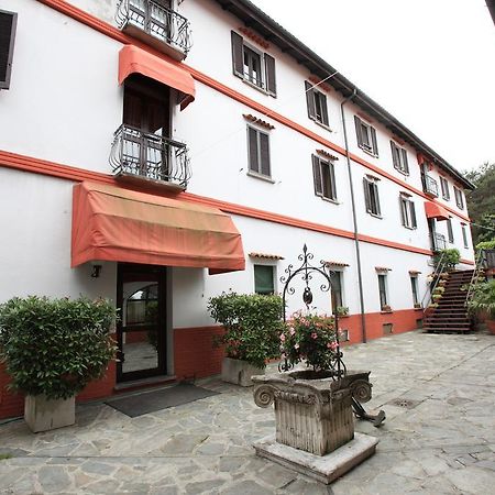 Varallo Pombia Il Castello B&B المظهر الخارجي الصورة