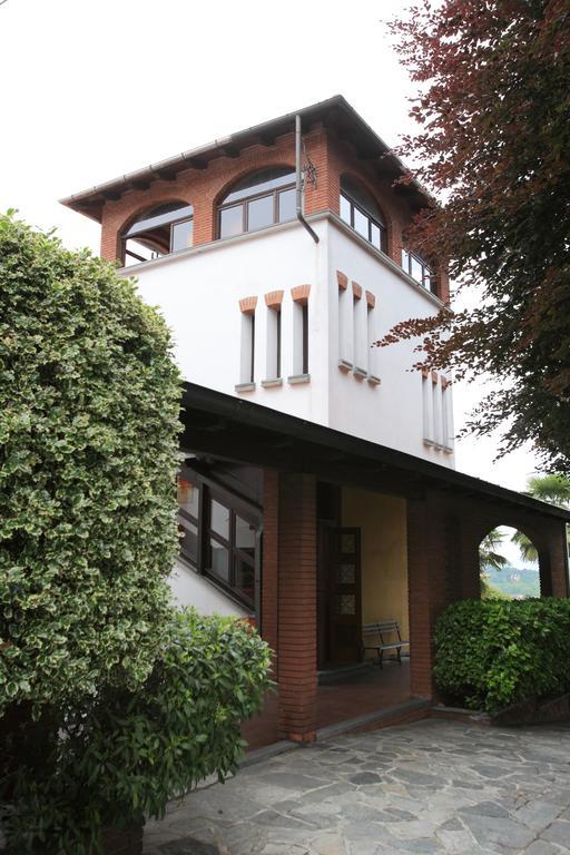 Varallo Pombia Il Castello B&B المظهر الخارجي الصورة